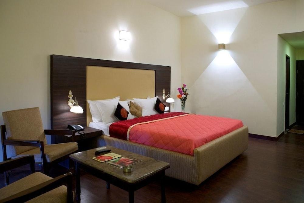 Hotel Mandakini Jaya International photo 4