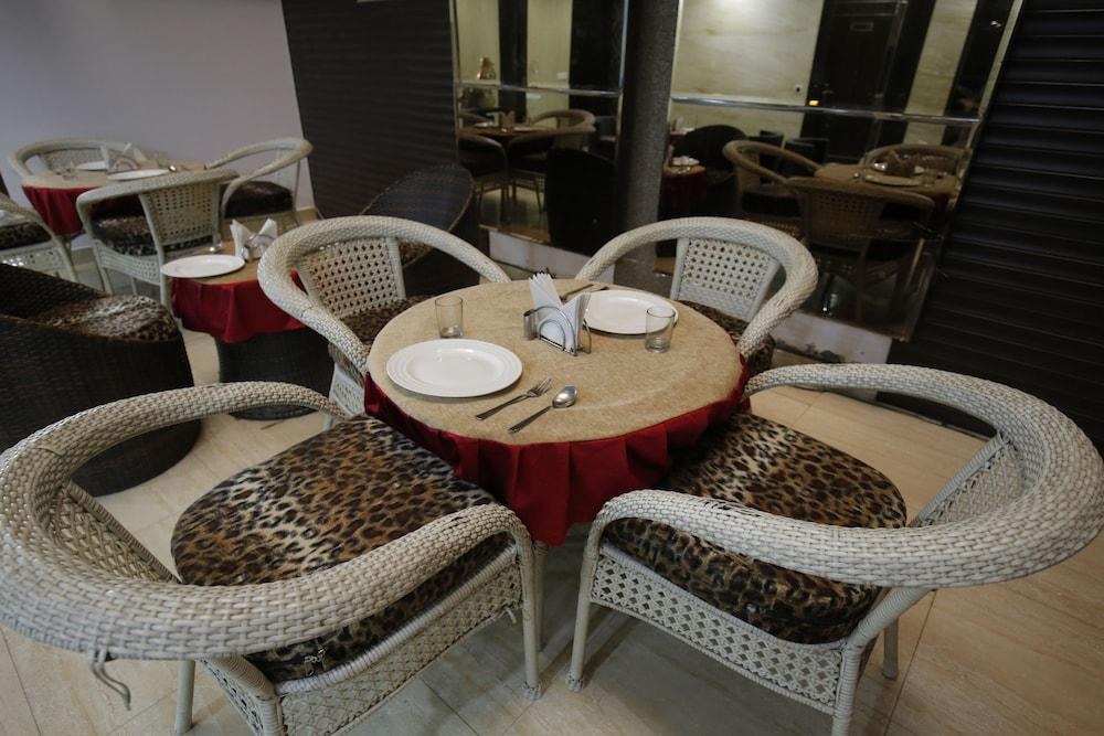 Hotel Delhi Pride photo 3