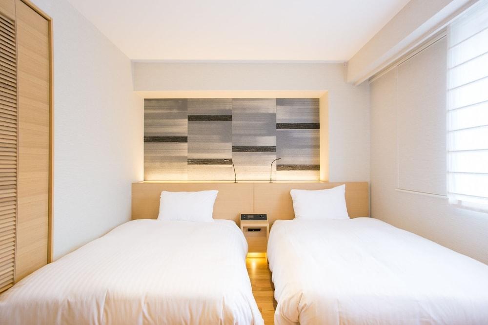Nishitetsu Hotel CROOM Hakata photo 2