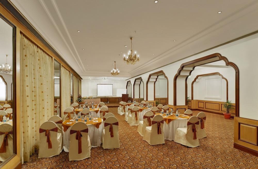 India Awadh Hotel photo 4