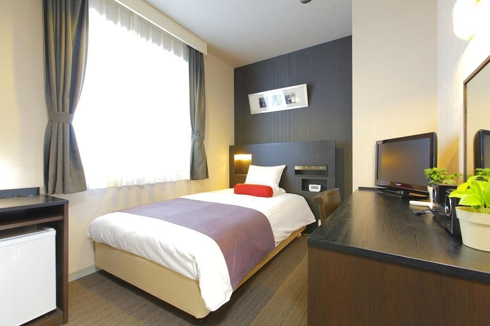 HOTEL MYSTAYS NISHI-SHINJUKU photo 3