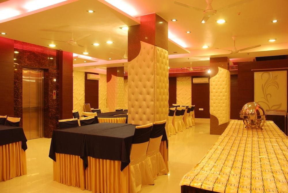 Hotel Yug Villa photo 2
