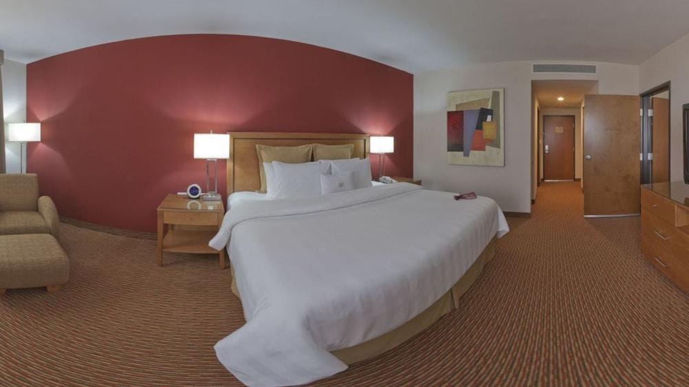 Crowne Plaza Monterrey Aeropuerto By IHG photo 2
