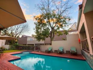 Courtyard Hotel Sandton Johannesburg photo 3