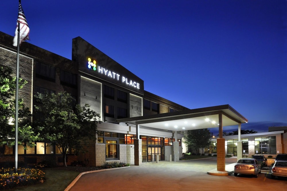 HYATT PLACE MILWAUKEE-WEST