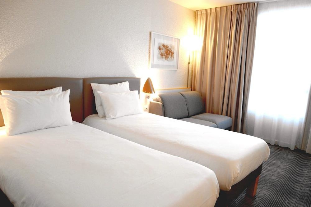 Novotel Grenoble Nord Voreppe photo 4