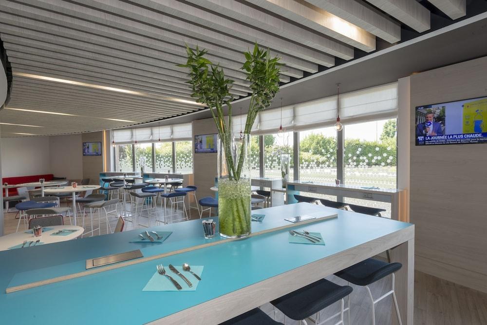 Holiday Inn Express Paris Velizy photo 3