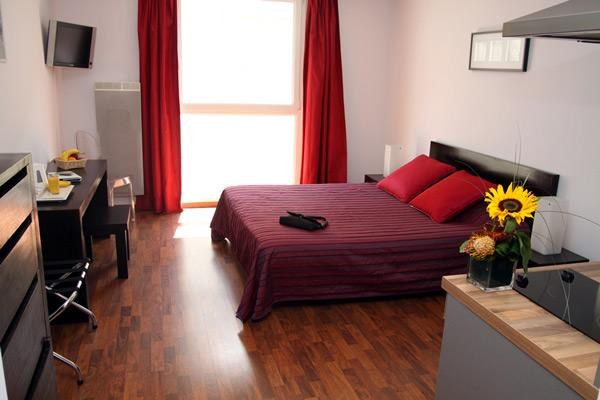 RUBY SUITES QUARTIER LES HALLES BY POPINNS photo 4