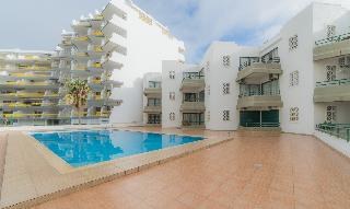 Algamar Apartments by Garvetur