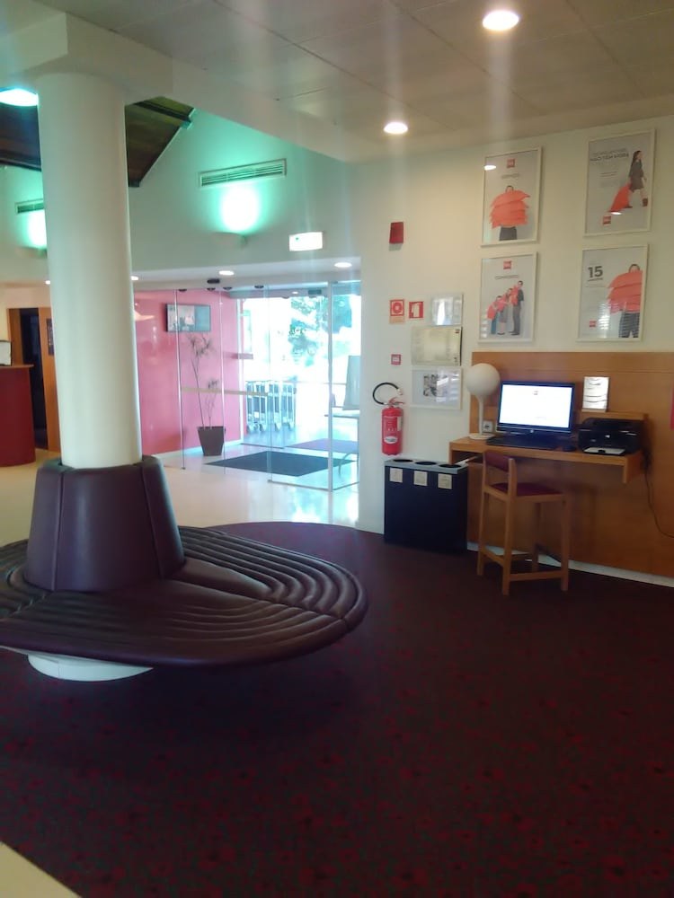 ibis Setubal