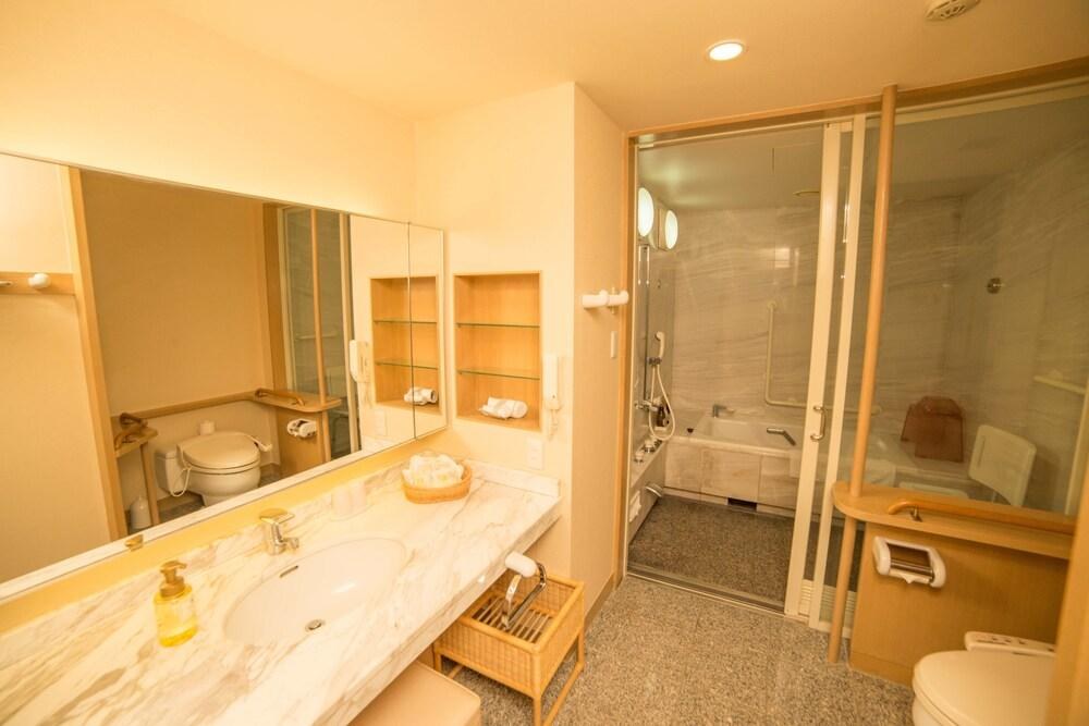 Ginza Creston Hotel photo 4