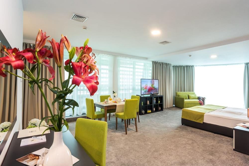 Earth and People Hotel & SPA photo 4