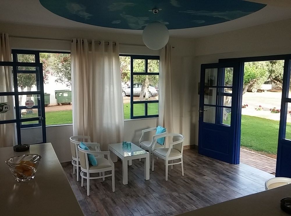 Blue Sky Apartments photo 2
