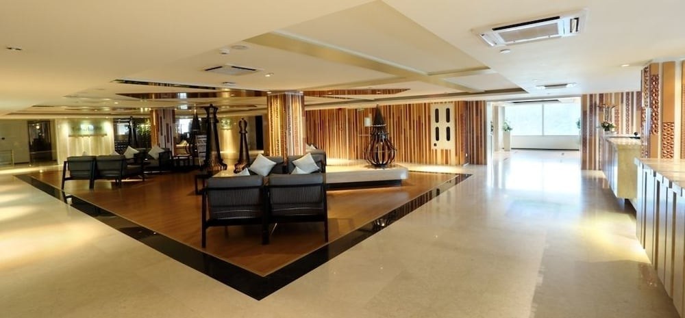 Davanam Sarovar Portico photo 1