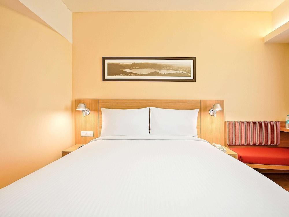 Ibis Bengaluru Hosur Road photo 2