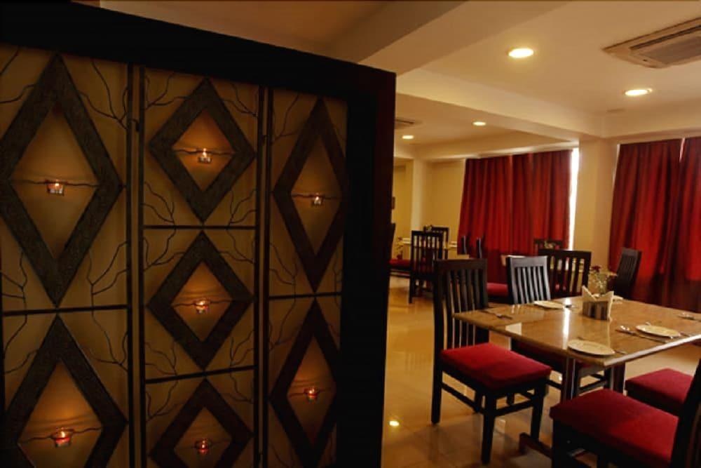 Nagarjuna Suites photo 4