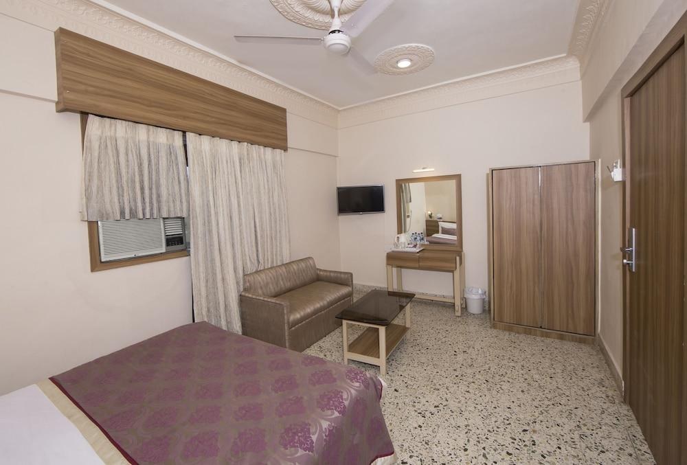 Bawa Regency photo 2