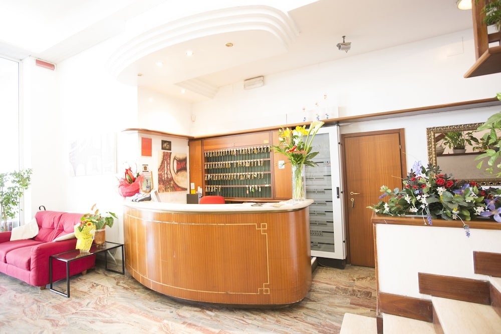 Hotel Europa photo 1