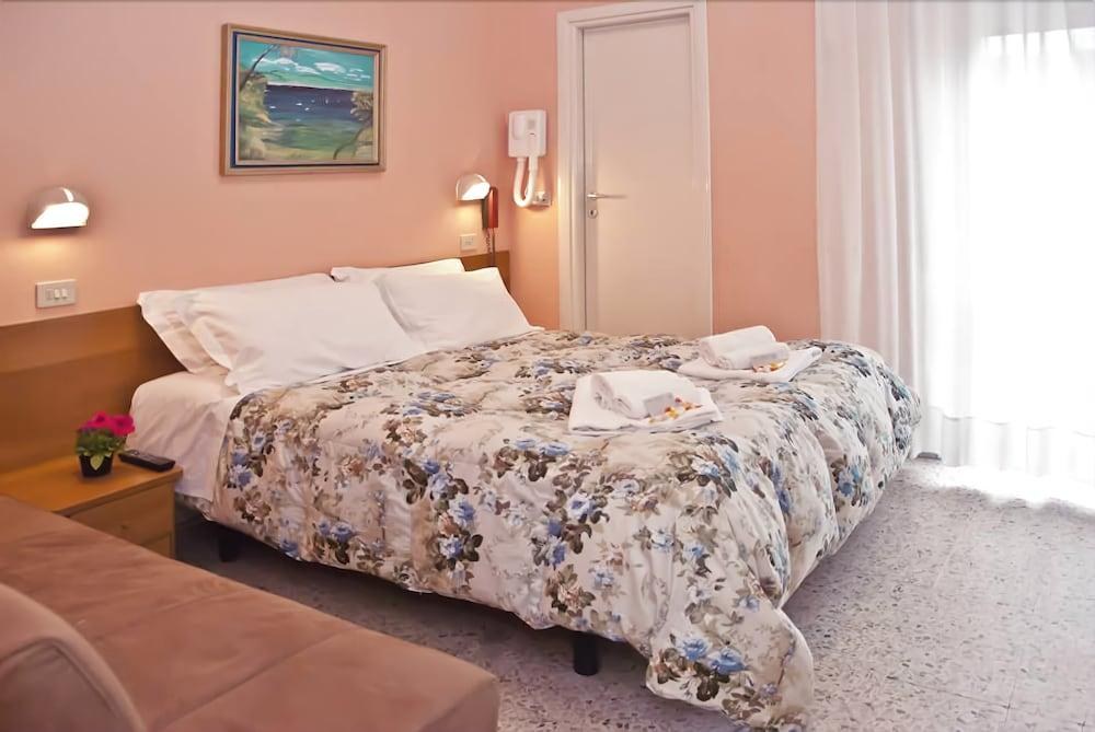 Hotel Staccoli photo 3