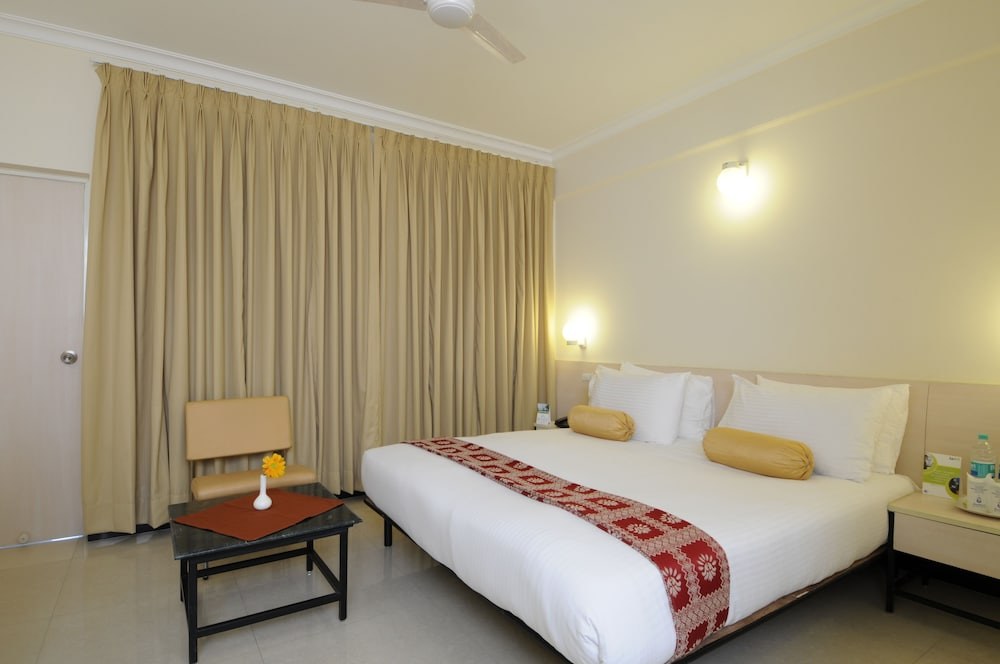 Grand Hotel photo 1