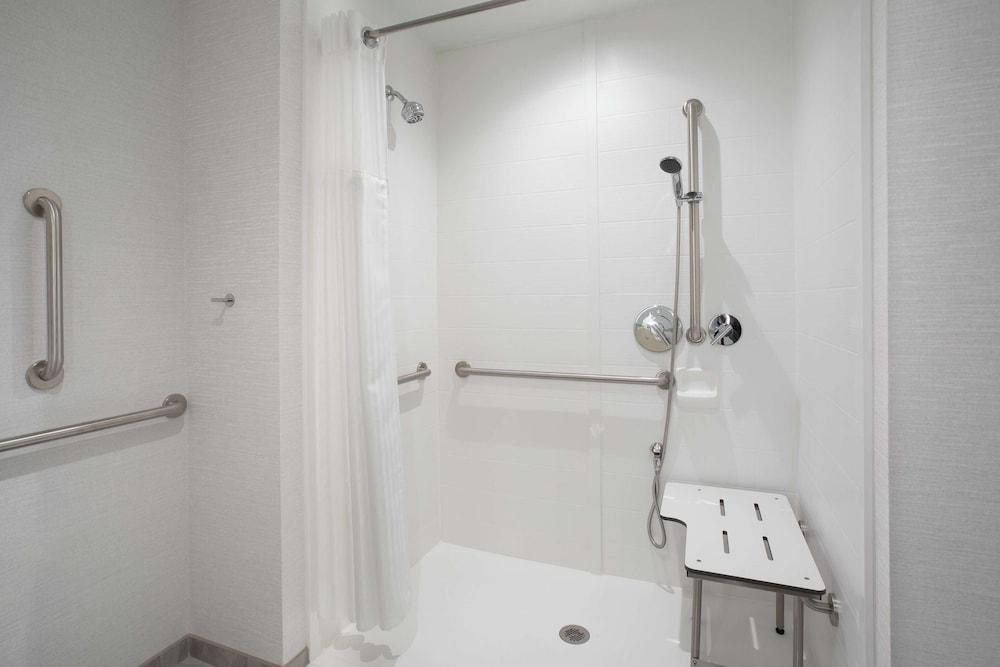 Hilton Garden Inn Las Vegas City Center photo 4