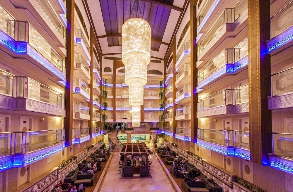 White Gold Hotel & Spa photo 3