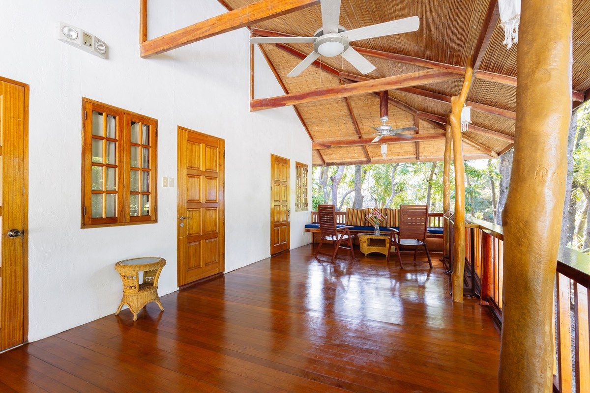 THE STRAND BOUTIQUE RESORT photo 1