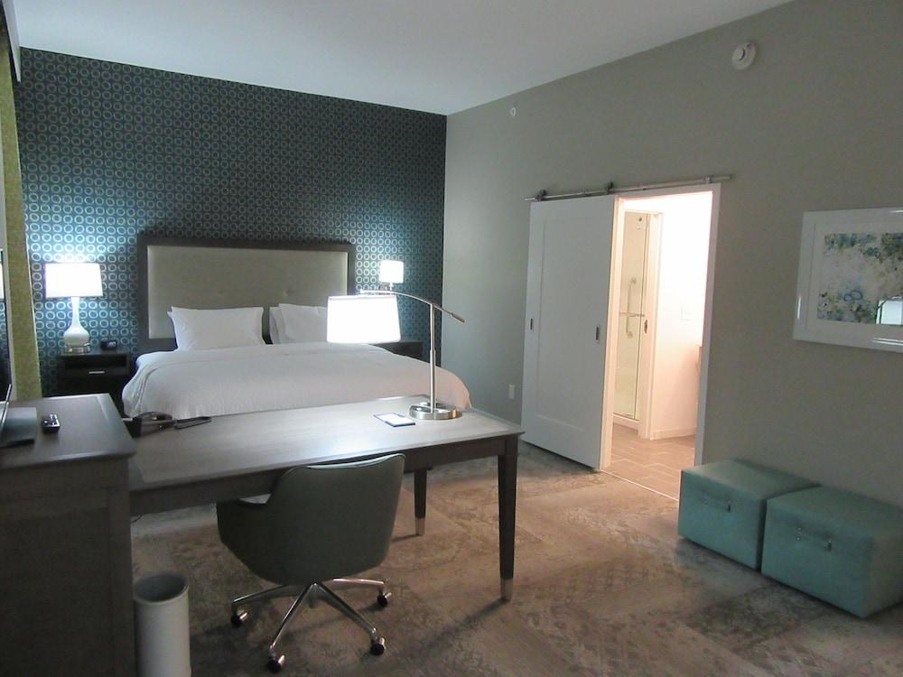 Hampton Inn & Suites Knightdale Raleigh photo 1