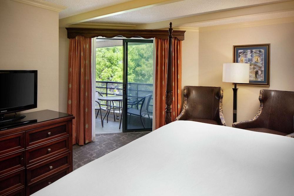 Desmond Hotel Malvern, a DoubleTree by Hilton photo 1