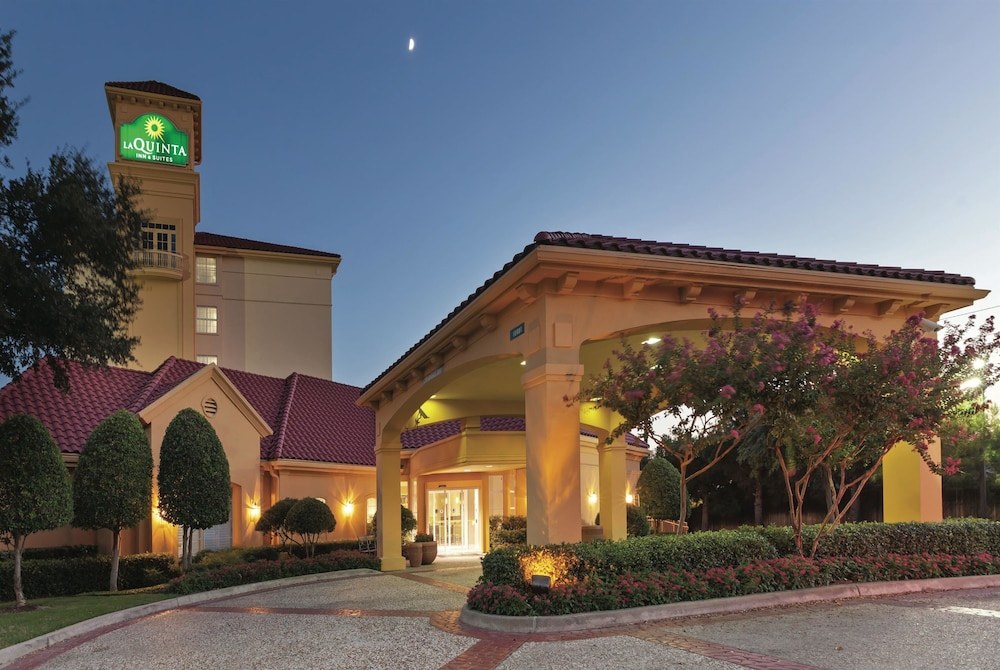 La Quinta Inn & Suites Dallas/North Central