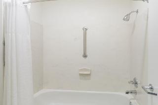 Americas Best Value Inn & Suites-Fort Worth South photo 3