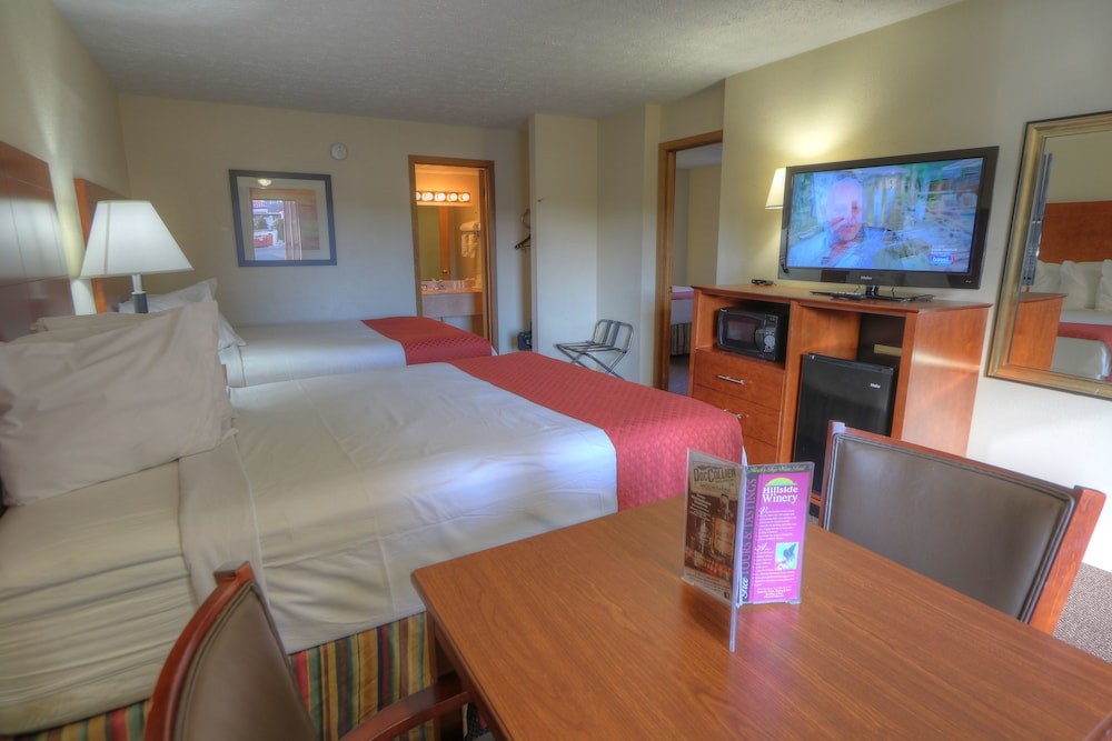 Days Inn By Wyndham Pigeon Forge South