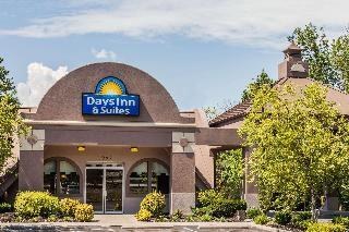 Days Inn & Suites by Wyndham Lexington photo 4