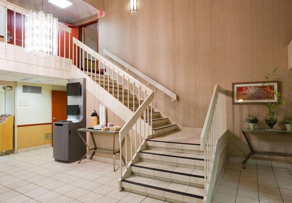 La Quinta Minneapolis Airport / Bloomington photo 4