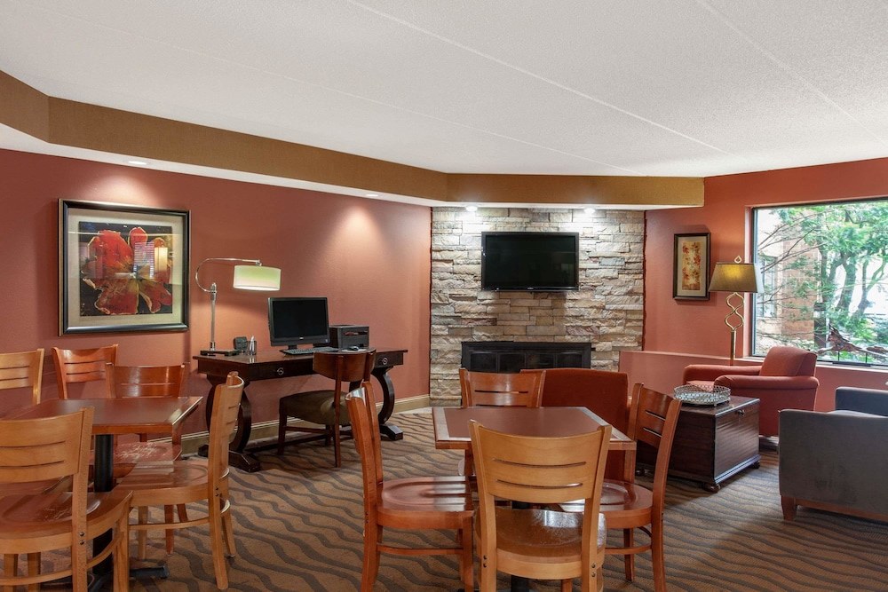 Best Western Bloomington Edina - Minneapolis photo 1