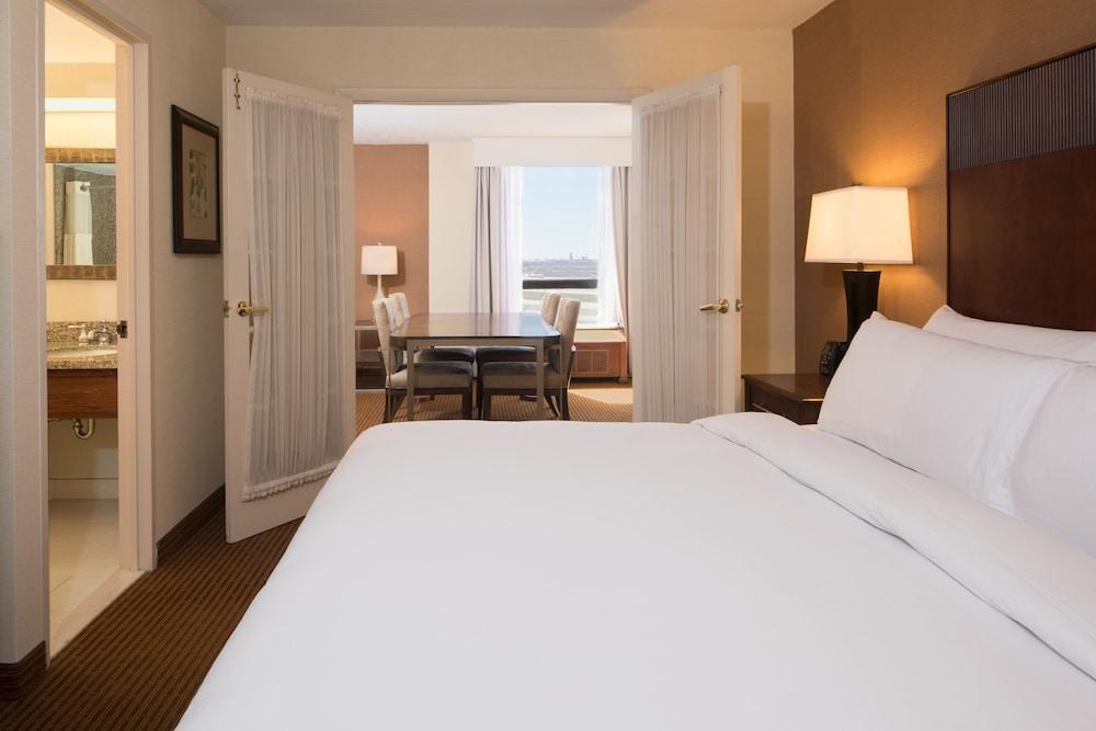 DoubleTree by Hilton Philadelphia Airport photo 4
