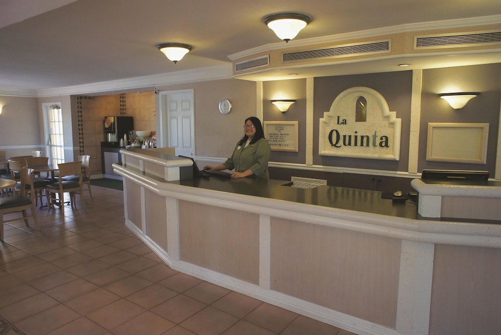 Motel 6 Phoenix, AZ Midtown photo 1