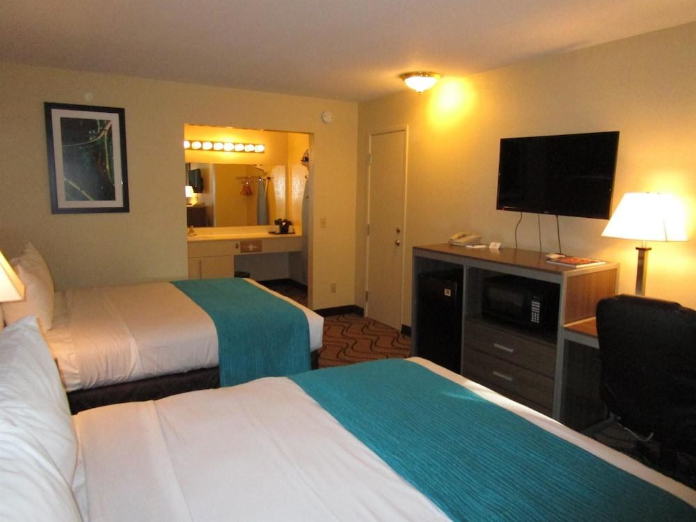 SureStay Plus by Best Western Sacramento North photo 2