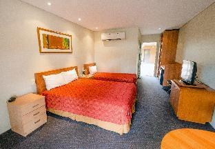 Outback Hotel & Lodge photo 1