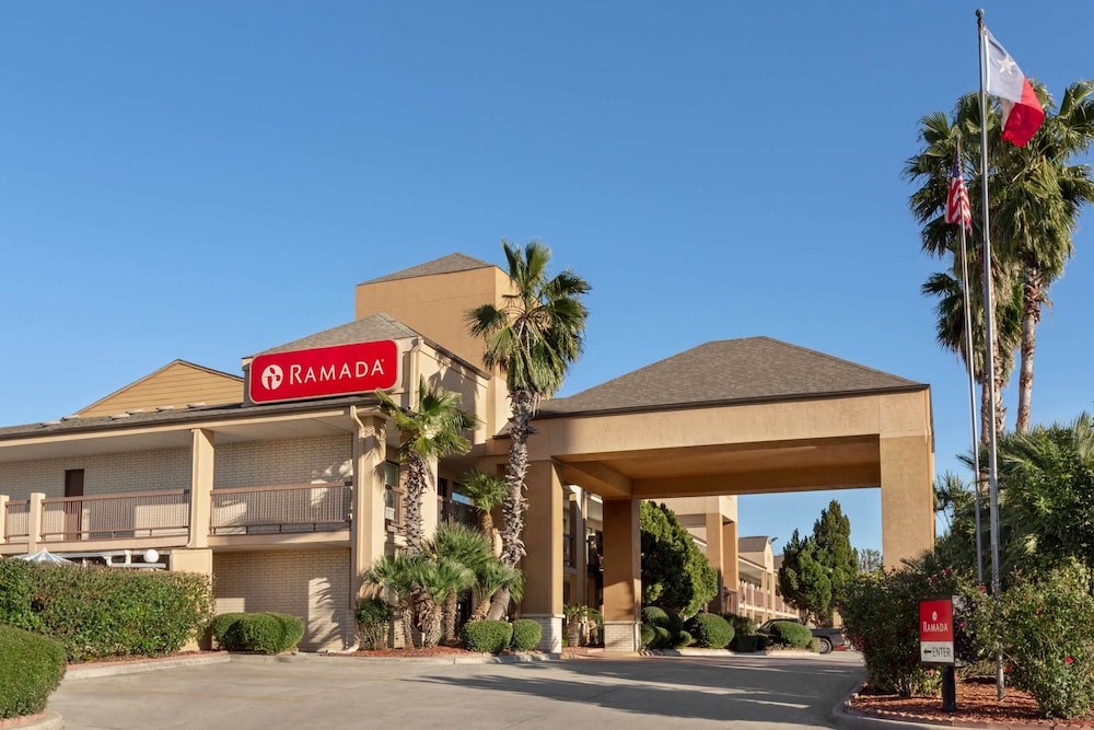 Ramada by Wyndham San Antonio/Near SeaWorld