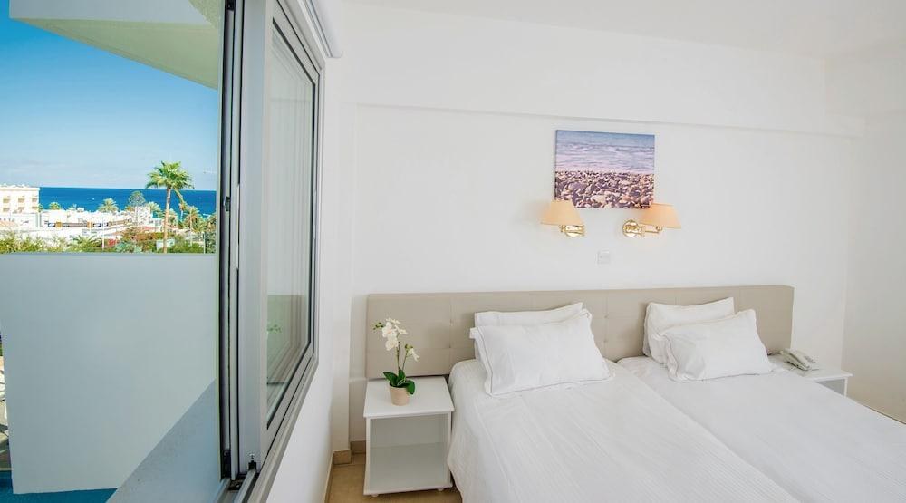 Alva Hotel Apartments photo 2