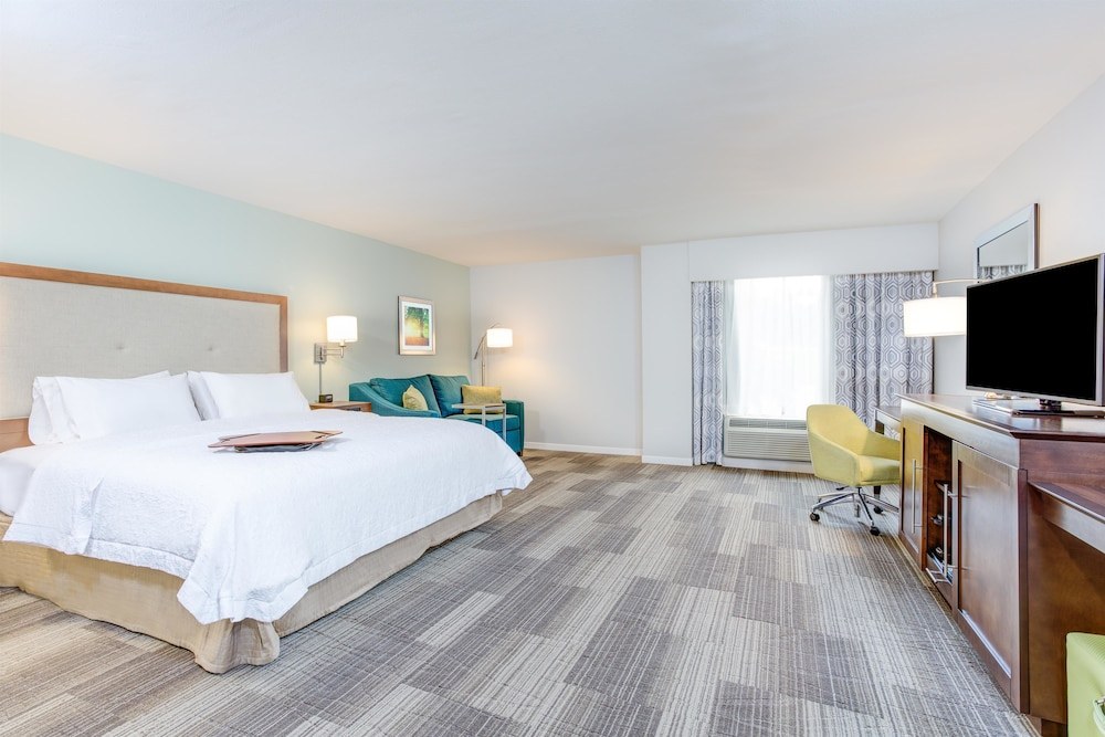 Hampton Inn & Suites Macon I-475 photo 1