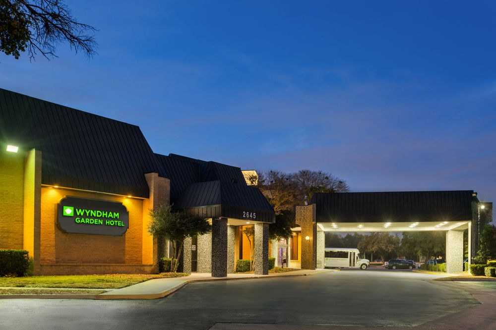 Wyndham Garden Dallas North photo 1