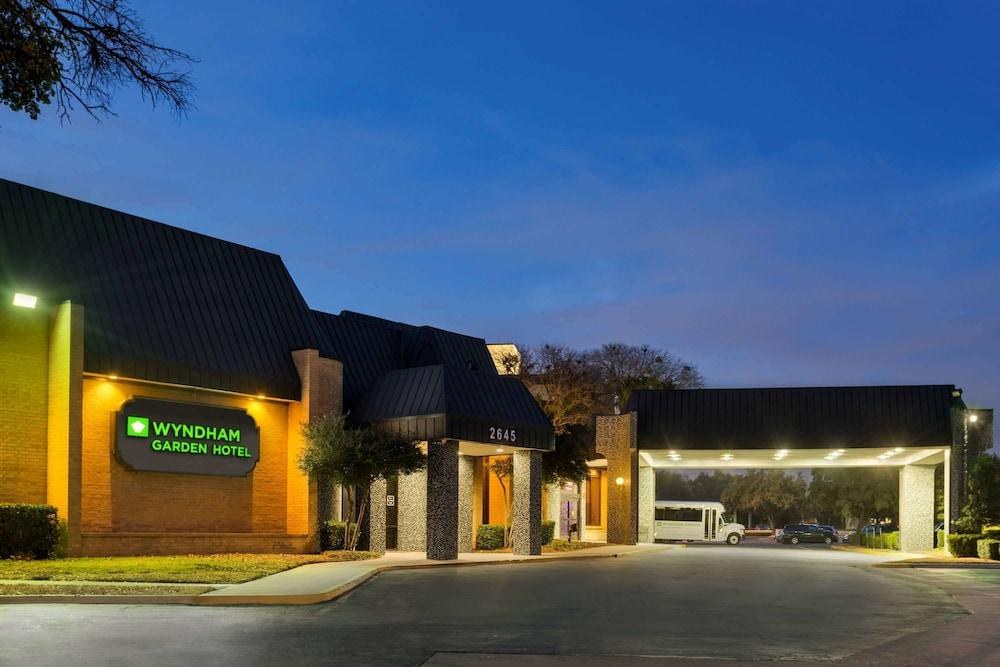Wyndham Garden Dallas North photo 3