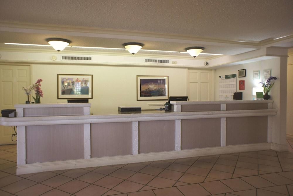Baymont by Wyndham Austin University Area photo 3
