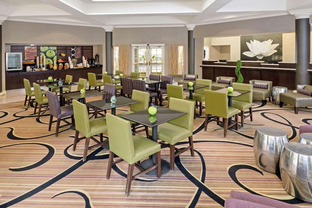 La Quinta Inn and Suites Houston West Park 10 photo 2