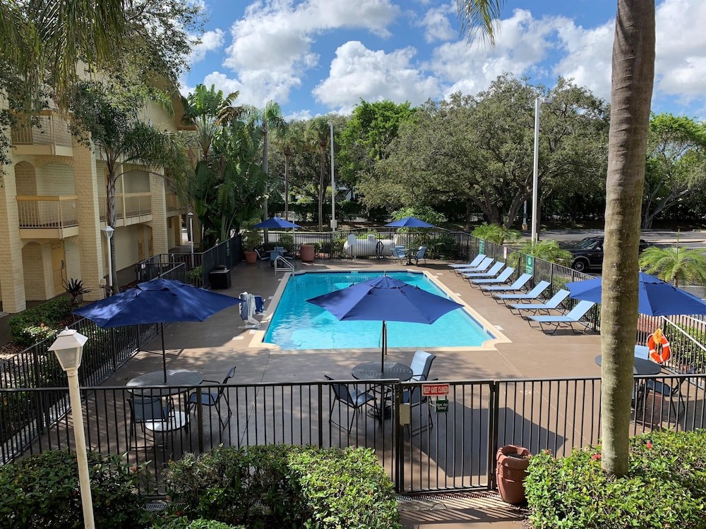 La Quinta Inn by Wyndham Deerfield Beach I-95 at Hillsboro E