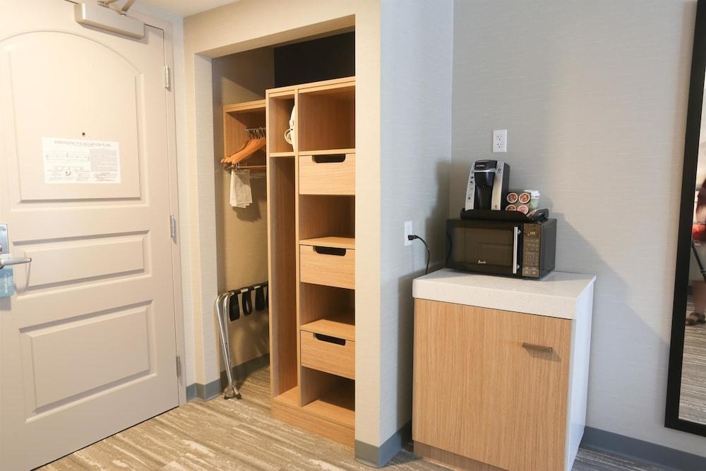 Home2 Suites by Hilton Bordentown photo 1