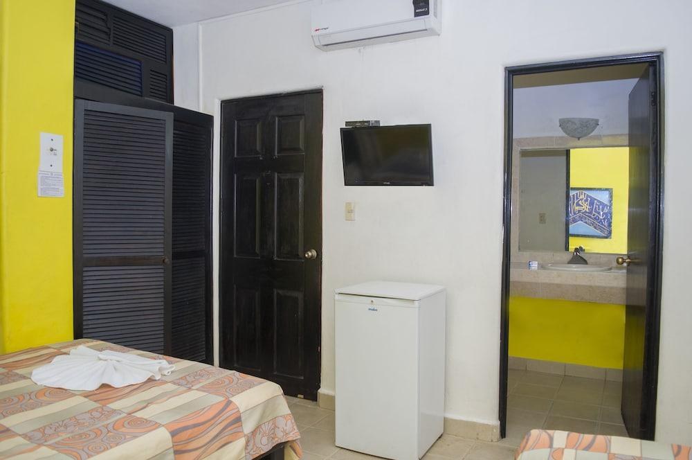 SAHARA HOTEL photo 2