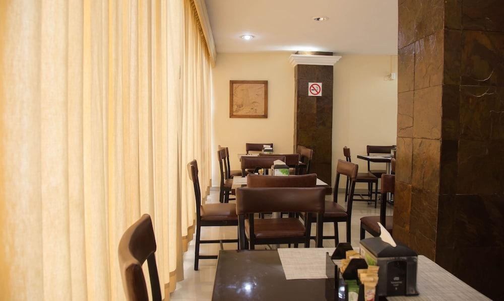 Hotel Ambassador Merida photo 3